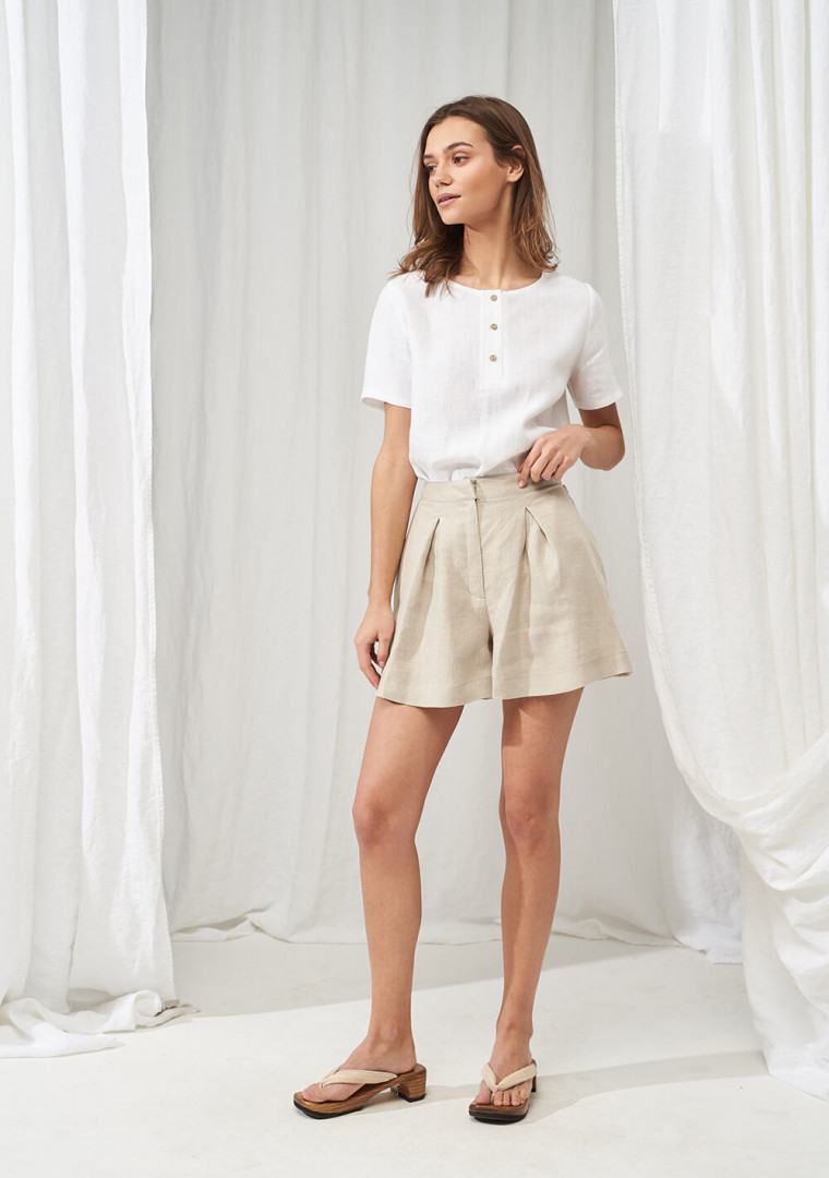 Linen T-shirt with button detail Nina