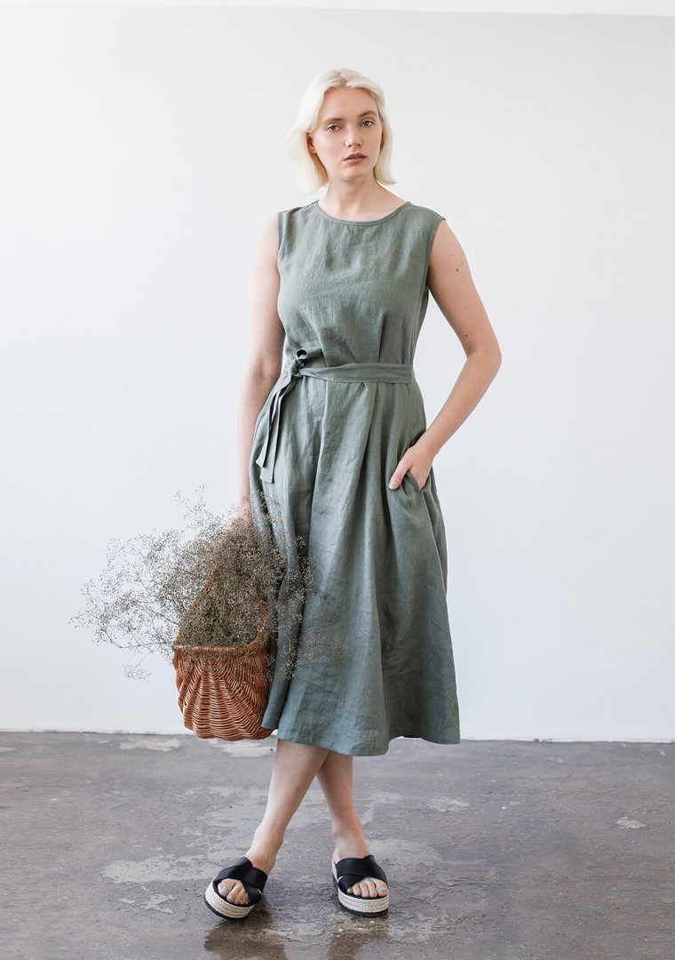 Linen dress with belt Chloe